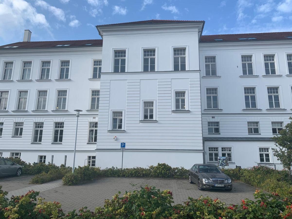 Circus Hostal Putbus Dış mekan fotoğraf